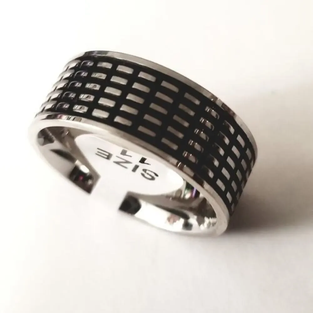 316L stainless steel silver black two tone band hypoallergenic ring size 11